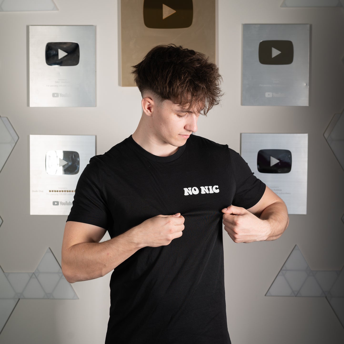No Nic Tričko Černé