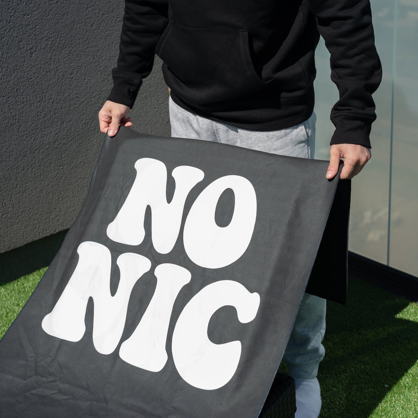 No Nic Ručník